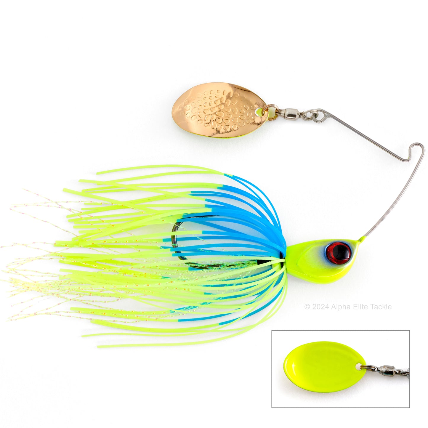 Close up of the Jackall Deraspin Spinnerbait in the color Blue Back Chart Dip on a white background