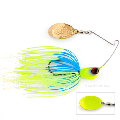 Close up of the Jackall Deraspin Spinnerbait in the color Blue Back Chart Dip on a white background