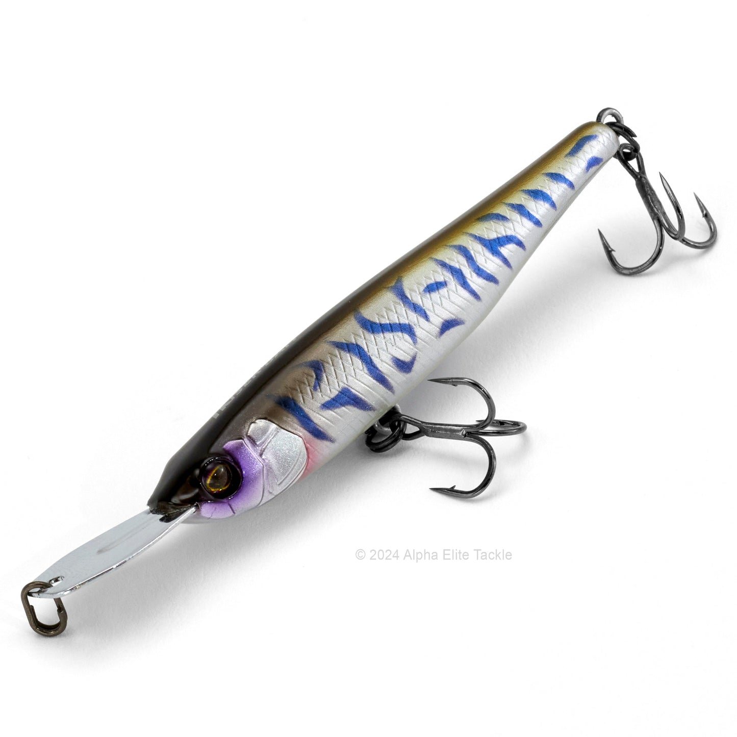 Close up of the Jackall Riser Bait 007R in the color Maruhata Silver Tiger on a white background