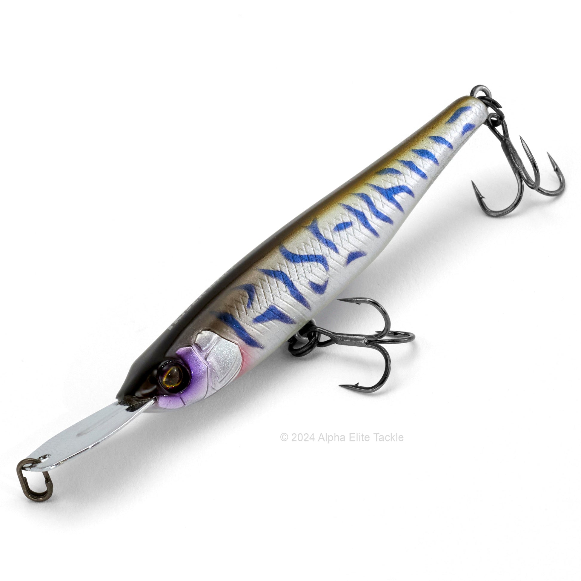 Close up of the Jackall Riser Bait 007R in the color Maruhata Silver Tiger on a white background