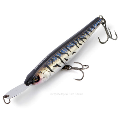 Close up of the Jackall Riser Bait 007R in the color Riser Flash Tiger on a white background