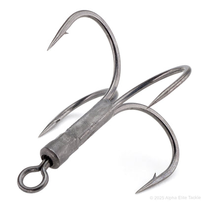 Close up of a single Ryugi Pierce Quad Hook on a white background